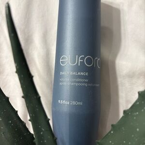 Daily Balance Volume Conditioner - Blue